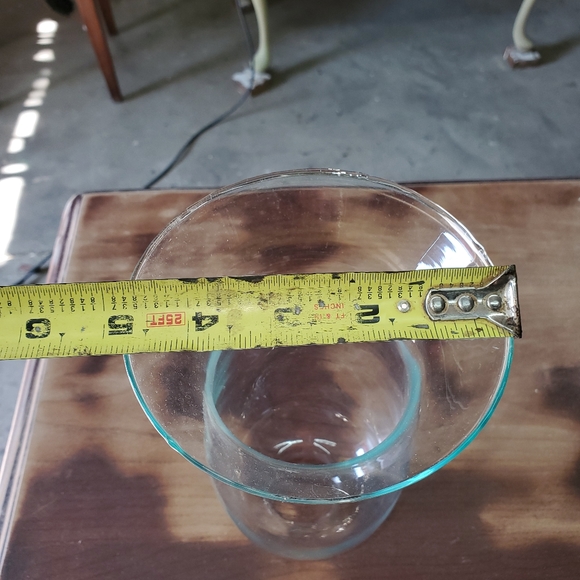 Hurricane Lamp - Picture 4 of 4